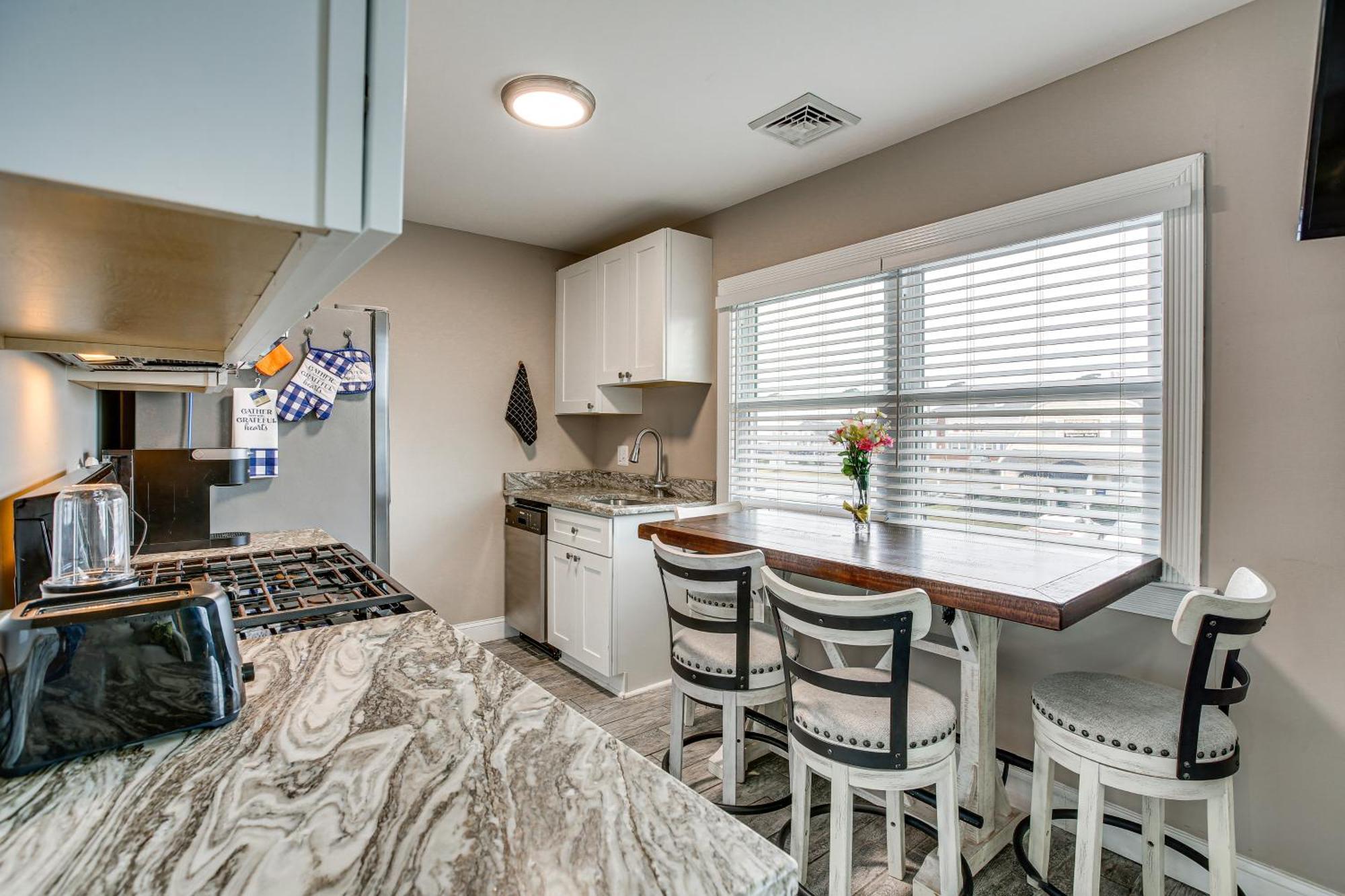 Bright Duplex Condo Walk To Brigantine Beach! Zewnętrze zdjęcie